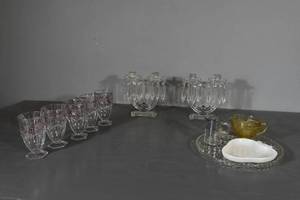 lot 225 image: Glass