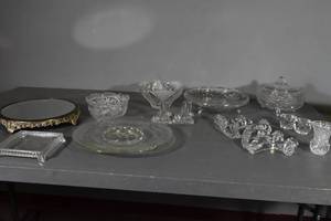 lot 231 image: Mirror tray and more