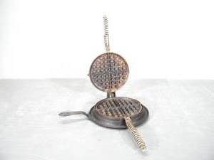 lot 36 image: Griswold #8 waffle iron