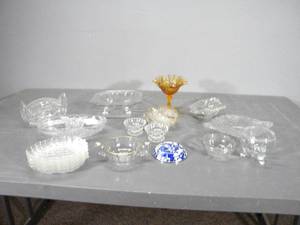lot 55 image: Fluted gold dish�