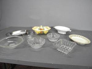 lot 59 image: 5 clear bowls, etc