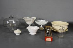 lot 25 image: 3 milk glass, etc