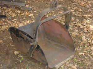 lot 8 image: 3 POINT SLURRYMATERIAL BUCKET