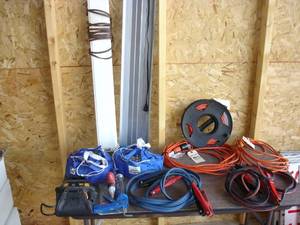 lot 67 image: EXTENSION CORDS, NAILS TROWEL, JUMPER CABLES