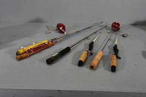 lot 19 image: 6 Fishing rods and 2 reels