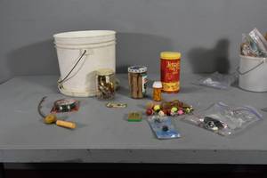 lot 31 image: Misc. fishing equipment