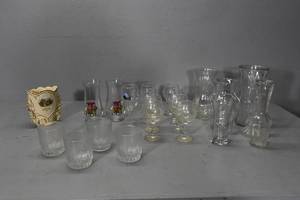 lot 6 image: Glasses,stemware, vases