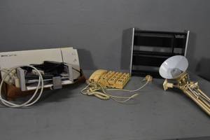 lot 38 image: Desk Jet printer, CD rack