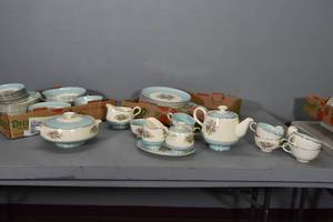 lot 45 image: 50s Dishes, hand dec. Danube