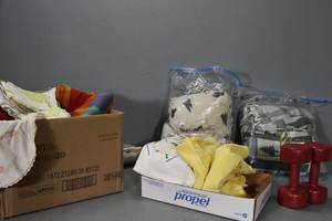 lot 60 image: Blankets and Free Weights