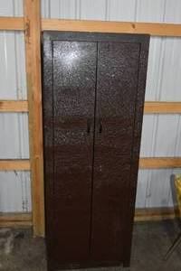lot 80 image: 2 Door dark metal wardrobe