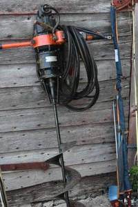 lot 90 image: Electric ice auger wcord