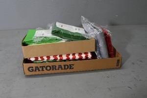 lot 18 image: Yardage Christmas Colors