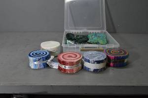 lot 39 image: 5 Jelly Rolls & scraps