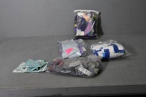 lot 54 image: Kit in progress & Cotton scraps