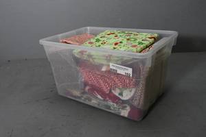 lot 102 image: Many Christmas Lengths