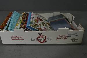 lot 132 image: 14) Fabric lengths, fat qtrs