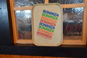 lot 42 image: Bonanza Tray