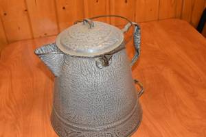 lot 66 image: Enamel Graniteware Coffee Pot