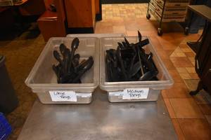 lot 217 image: 2) Tubs of tongs and lids-medium & large