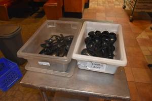 lot 218 image: 2) Tubs of tongs and lids