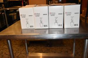 lot 290 image: 11 Boxes of 500 ct straws