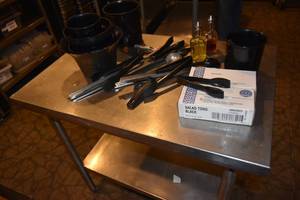 lot 314 image: Salad containers, tongs, kitchenware, oil