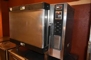 lot 338 image: Rotisserie Oven BK-220 43 W, 30 D, 35 T