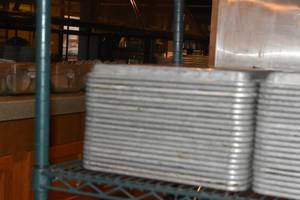 lot 345 image: 20) 18 X 13 sheet pans