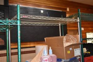 lot 385 image: Three shelf green no wheels 36W, 24D 75 T