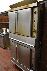 lot 393 image: Montague Double oven double door unit