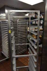 lot 400 image: Aluminum Roller Rack for 12 pans 17 x 28 X 68 T