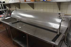 lot 429 image: 60 x 15Portable Sneeze Guard-adj.