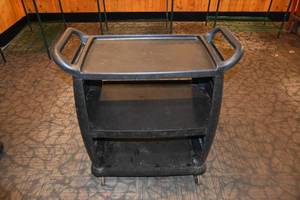 lot 113 image: Poly Carlisle Bussing cart