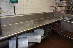 lot 56 image: SS L-shaped counter & triple sink