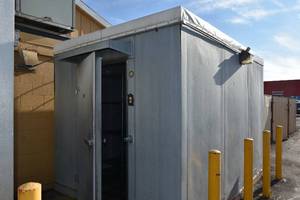 lot 64 image: Walk-in Cooler with floor