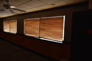lot 72 image: Six wooden window blinds