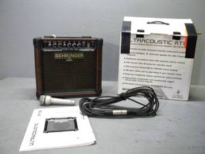 lot 5 image: Behringer Amplifier AT 108 & Mic