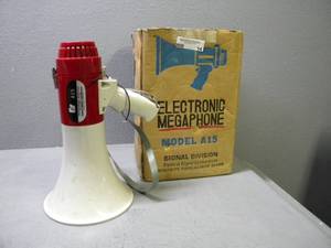 lot 14 image: Electronic Megaphone