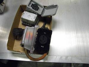 lot 41 image: 2 Splitters