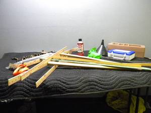 lot 74 image: Bungees, Yardsticks, Moving blanket, misc