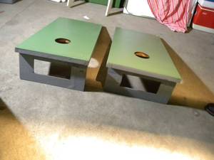 lot 92 image: Bean Bag Toss