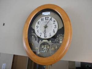 lot 12 image: Small world rhythm clock