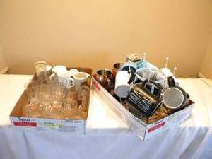 lot 49 image: Stemware, glasses, coffee cups