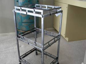 lot 101 image: Roller metal shelf display