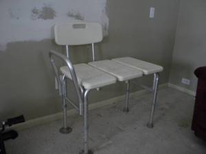 lot 106 image: Adjustable bath chair