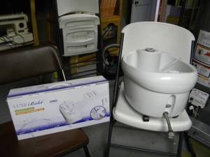 lot 118 image: B-Bidet and foot bath