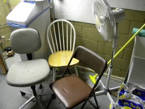 lot 132 image: B- 3) Chairs, floor fan, broom