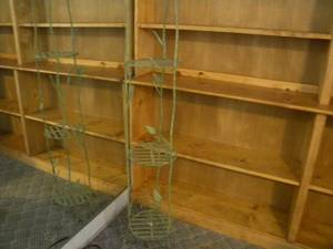 lot 142 image: B-Metal 3 shelf plant stand