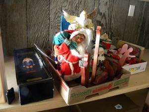 lot 152 image: B-Three boxes of Christmas items